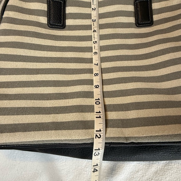 BUENO Striped Canvas Duffel Bag, Carry All , Weekender, Looks New - Picture 6 of 10